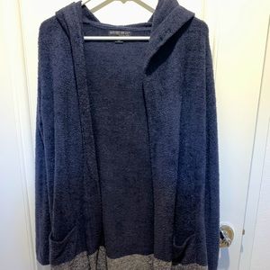 Barefoot cozy chic lite cardigan / hoodie pockets
